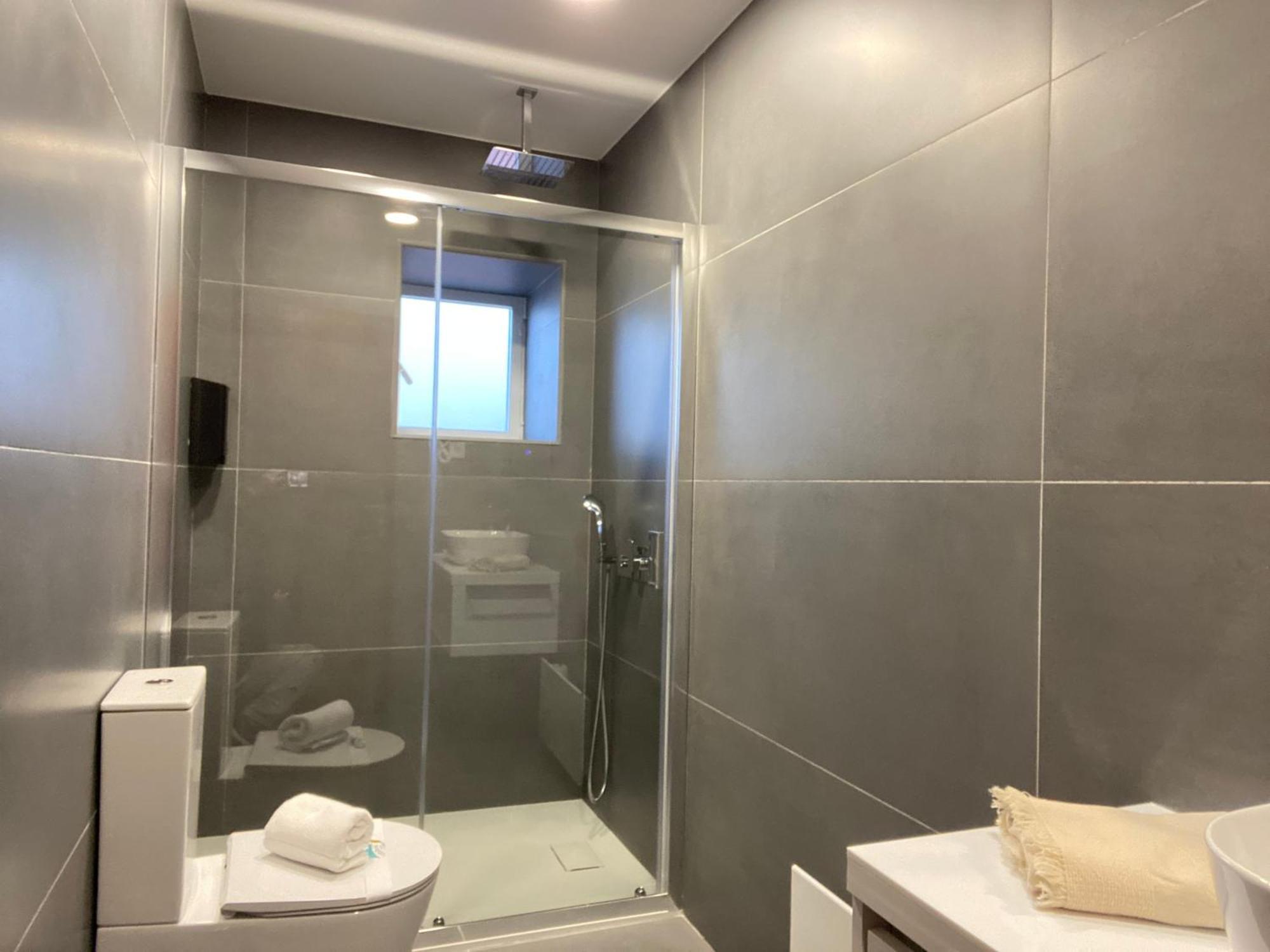 Steps To Beach 4Beds -Ac Self Check-In 2024 Reno Назаре Екстериор снимка
